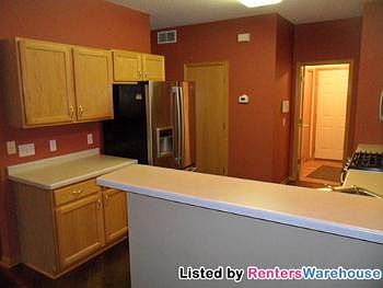 3rd image of 1543 Yorkshire Ln