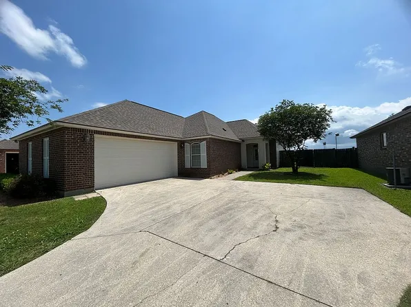 122 Lake Olivia Dr, Thibodaux, LA 70301