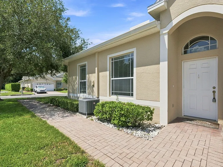 7505 Wimpole Dr — Photo 4