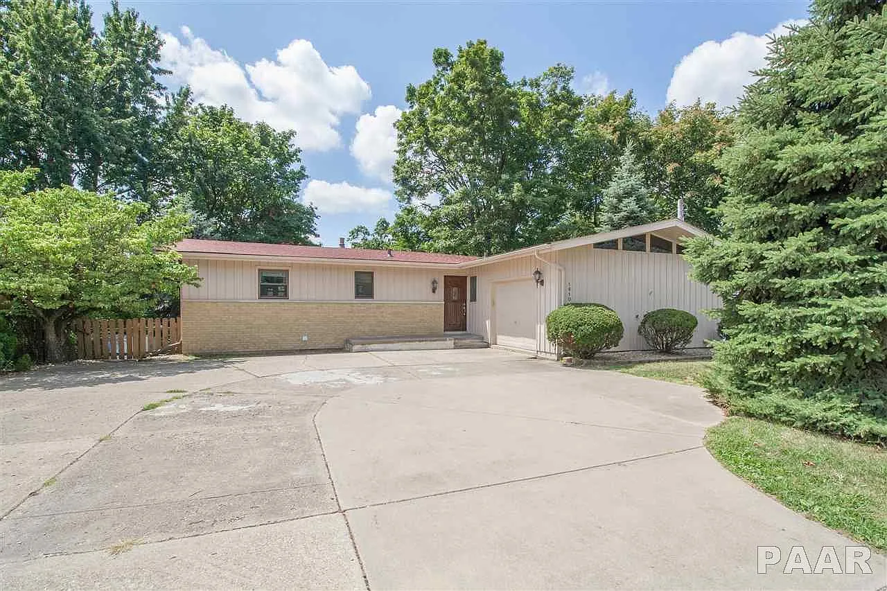 1810 W Glen Ave photo 1