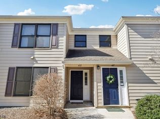 45 Sunrise Dr, Gillette, NJ