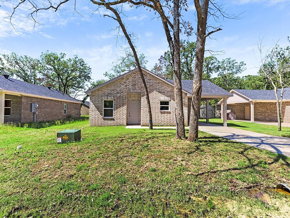 1st image of 1009 Hillburn Dr