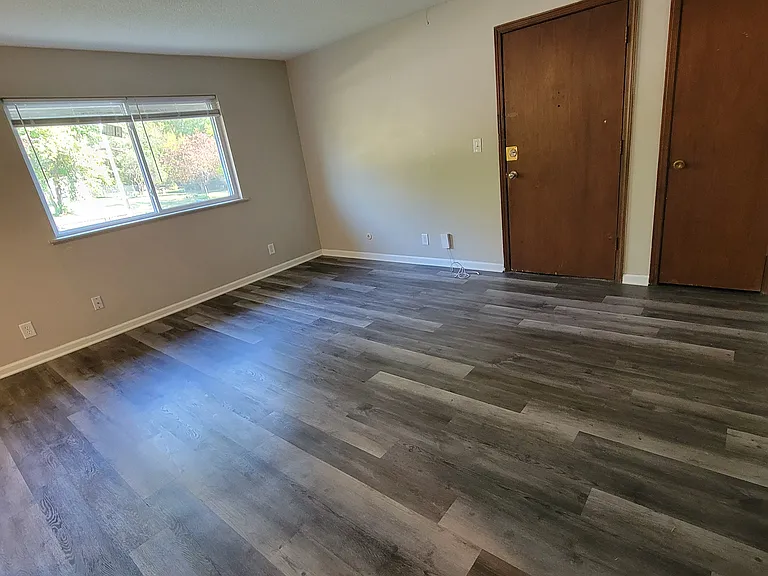 5725 Leavenworth Rd #4 — Photo 28