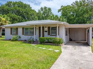 8242 Lone Star Rd, Jacksonville, FL 32211