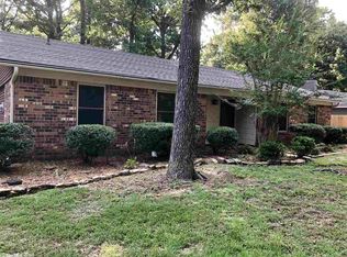 21 Morningside Dr, Conway, AR 72034