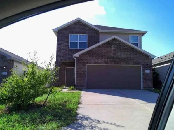 622 Edge Lake Ct, Montgomery, TX 77316