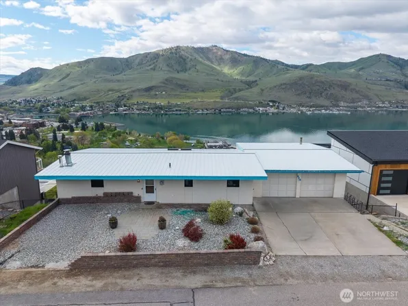 820 W Golf Course Drive, Chelan, WA 98816