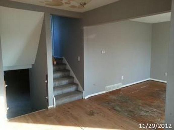 2nd image of 2612 Carbondale Pl