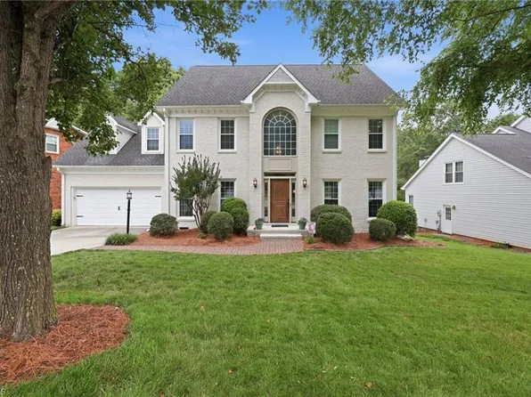 307 Overman St, Greensboro, NC 27410