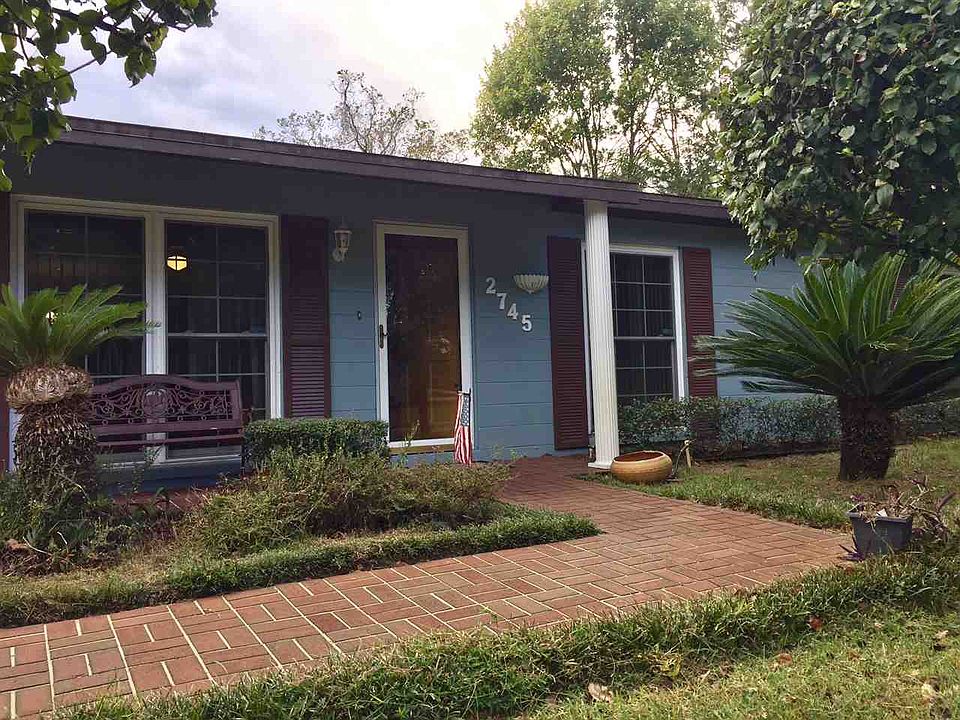 1st image of 2745 NW 55th Blvd