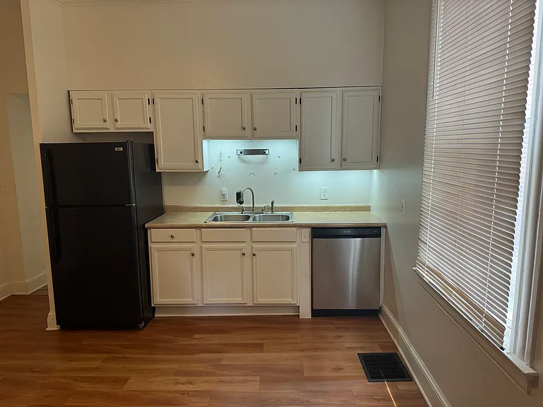 2231 Madison Ave #1 — Photo 3
