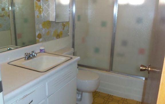 5th image of 2525 W Wardcliffe Dr APT C