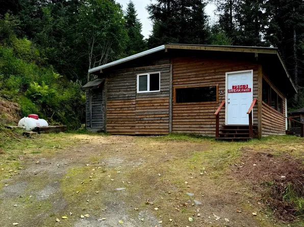 73549 Breakaway Rd, Anchor Point, AK 99556