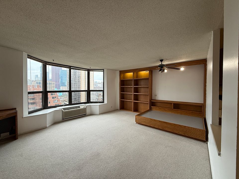 Large Windows and Sleeping Space