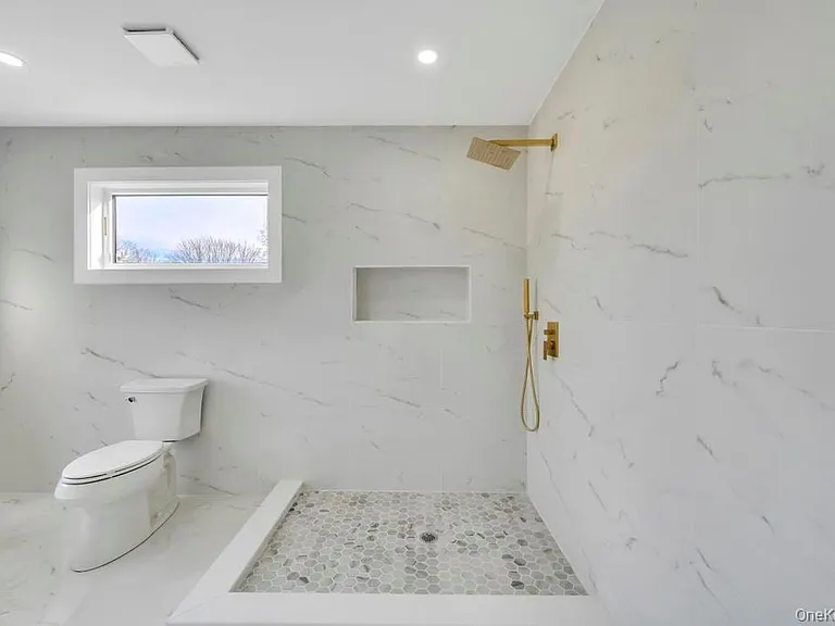 126 Rim Ln — Photo 11