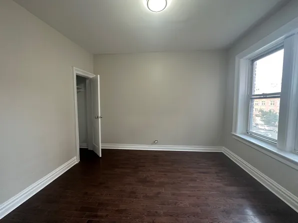 12 Park Street image 1 of 15