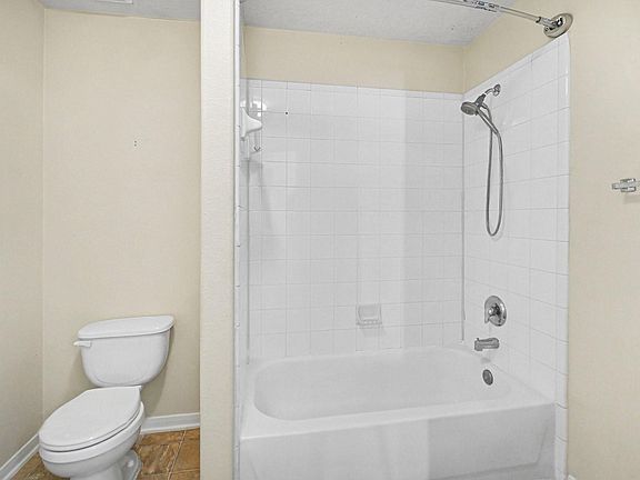 5th image of 18519 Alemarble Oak St