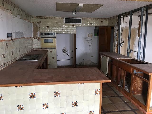 2nd image of 04633 Ave Isla Verde