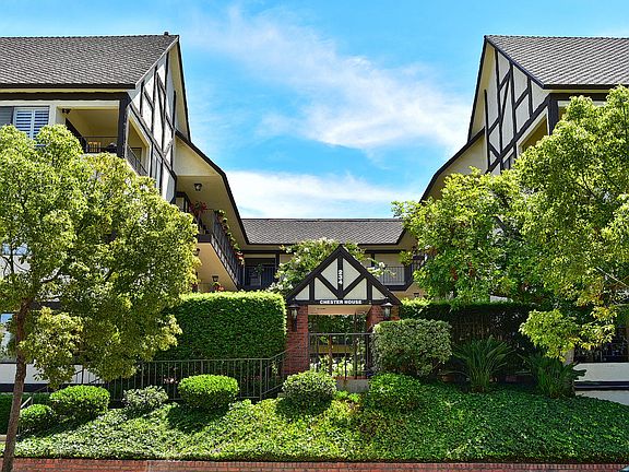 2nd image of 234 N Kenwood St APT 209