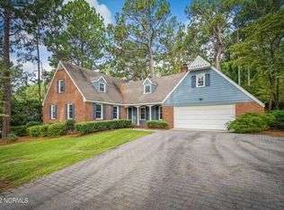 290 Grove Rd, Southern Pines, NC 28387