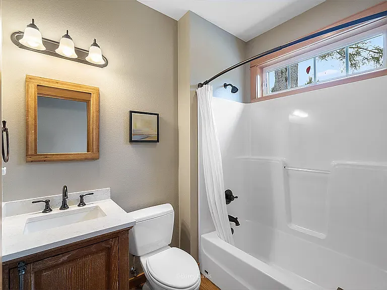 9180 Windward Ln — Photo 11