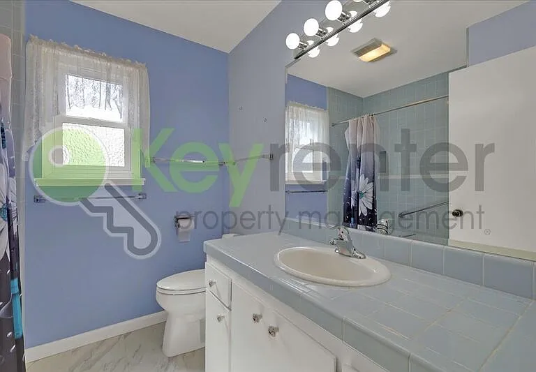 7005 Woodside Dr — Photo 24