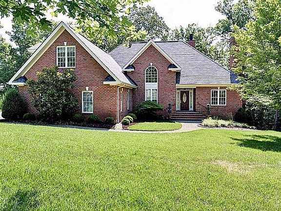 2nd image of 3117 Hollow Oak Dr