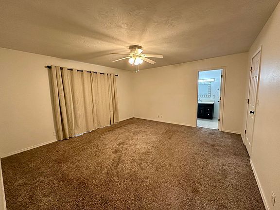4th image of 705 Woodlawn St