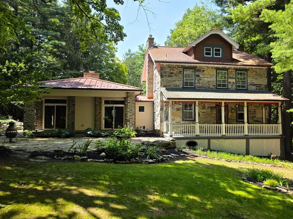 1178 Church Rd, Orrtanna, PA 17353