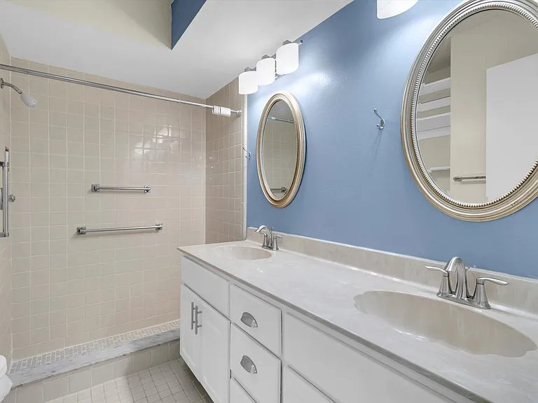 4814 Grist Mill Cir — Photo 21