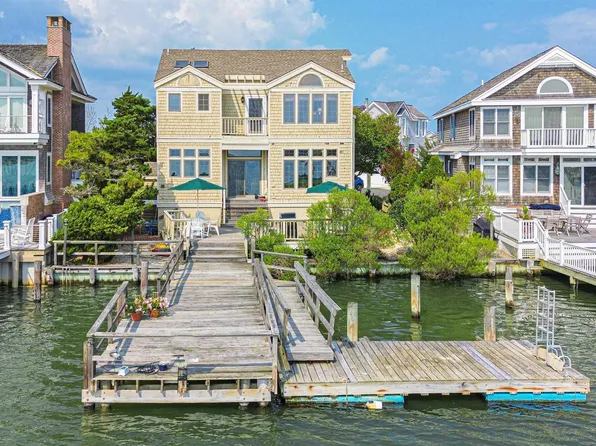 335 104th St, Stone Harbor, NJ 08247