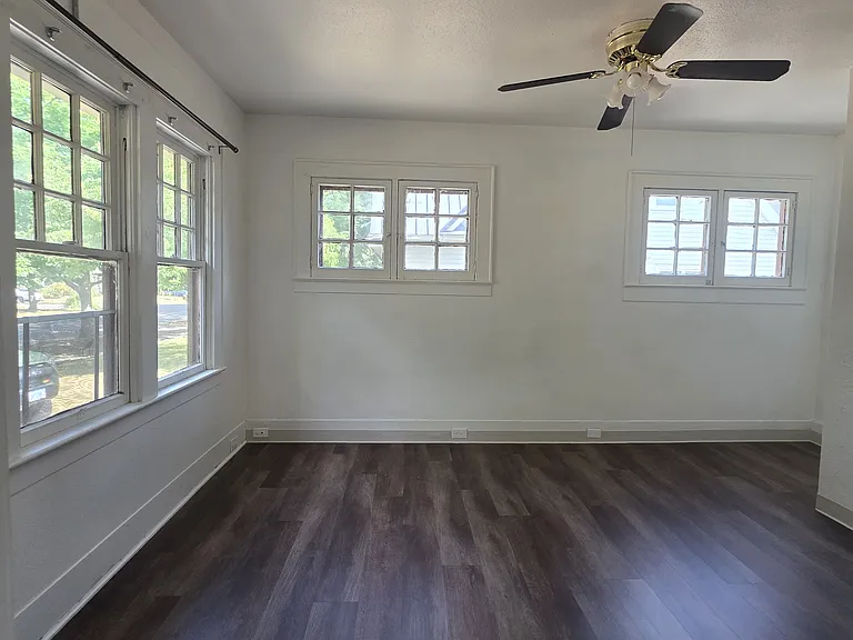 950 Capitol St NE — Photo 14