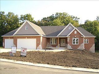 1st image of 7925 Hidden Creek Ln