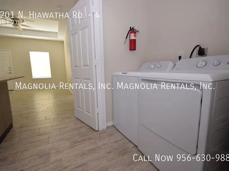 5201 N Hiawatha Dr #4 — Photo 8