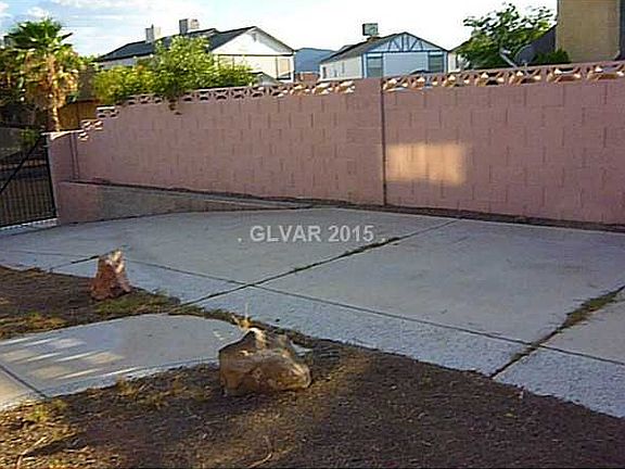 3rd image of 848 Schooner Dr