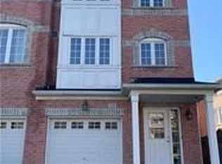 11 Etienne St, Toronto, ON M1L0A2