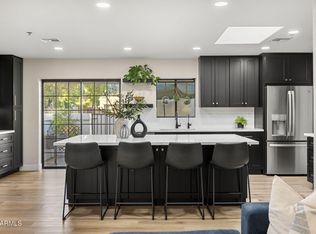 10945 E SAN SALVADOR Drive, Scottsdale, AZ 85259