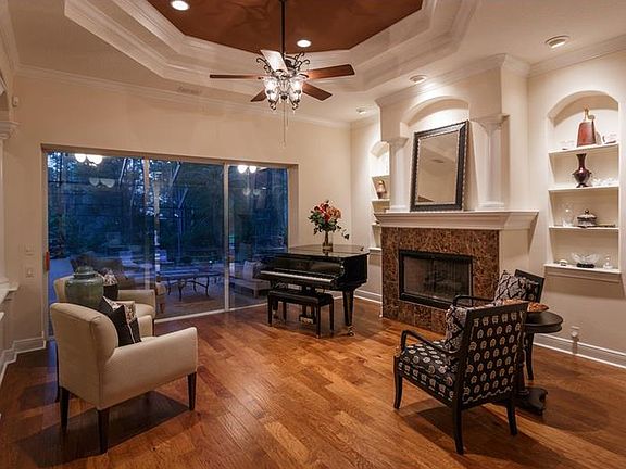3rd image of 456 Mangrove Ct
