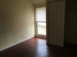 5220 Springtrail Dr, Florissant, MO 63033