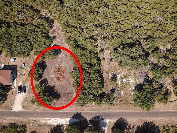 4th image of 3163 Camelot Ln