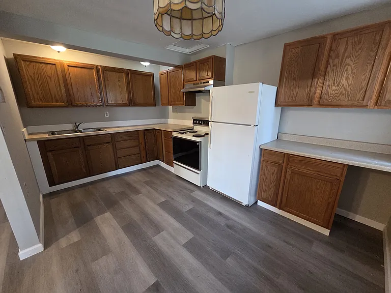 2060 Rathmell Rd — Photo 9