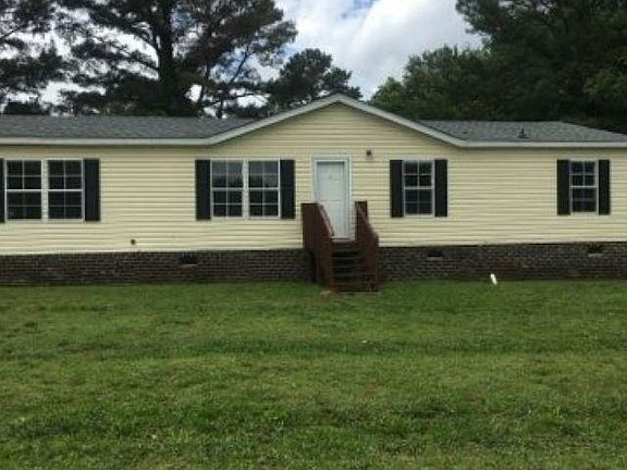 2nd image of 102 Nina Cir