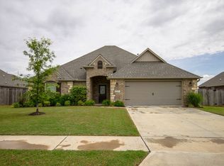 3691 W Mountain View Dr, Fayetteville, AR 72704