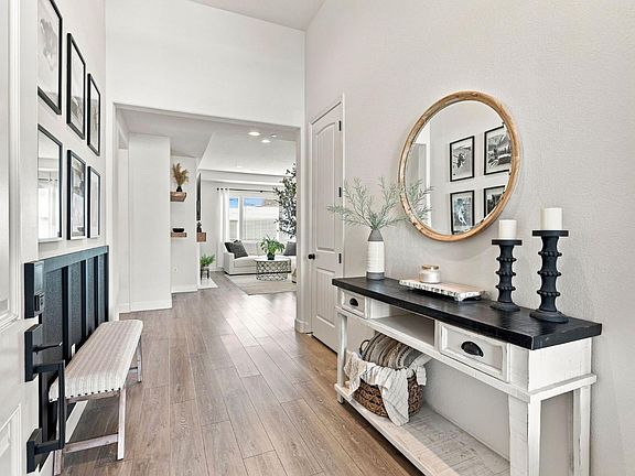4th image of 313 Adora Ln