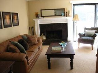 6 Chalda Ct, San Rafael, CA 94903