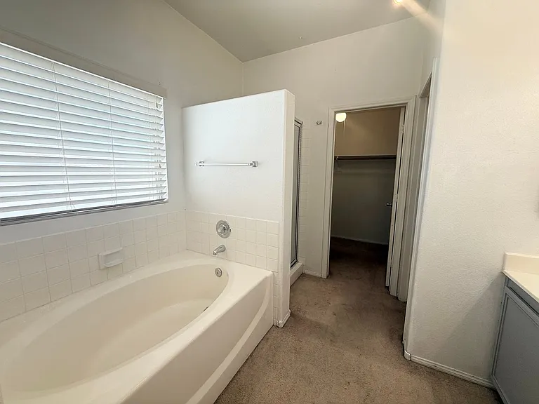 1778 Blue Ribbon Dr — Photo 20