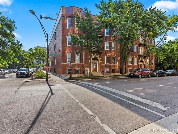 3rd image of 5203 S Blackstone Ave #G