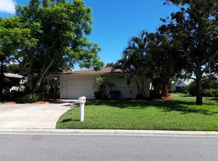 370 Bayhead Dr, Melbourne, FL 32940