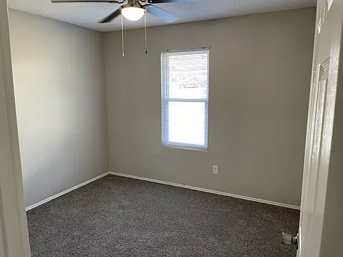 Peachtree Townhomes Photo 1