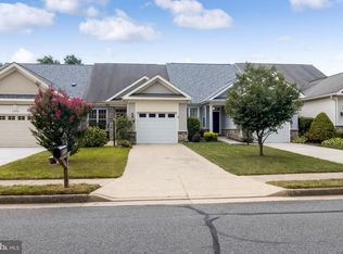 6897 Walnut Hill Dr, Gainesville, VA 20155